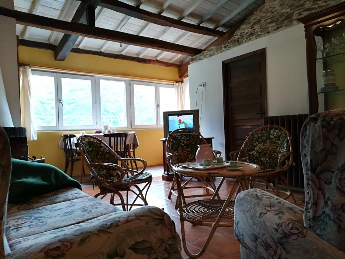 Las Casitas De Peares Carballedo (Ourense) Exterior photo